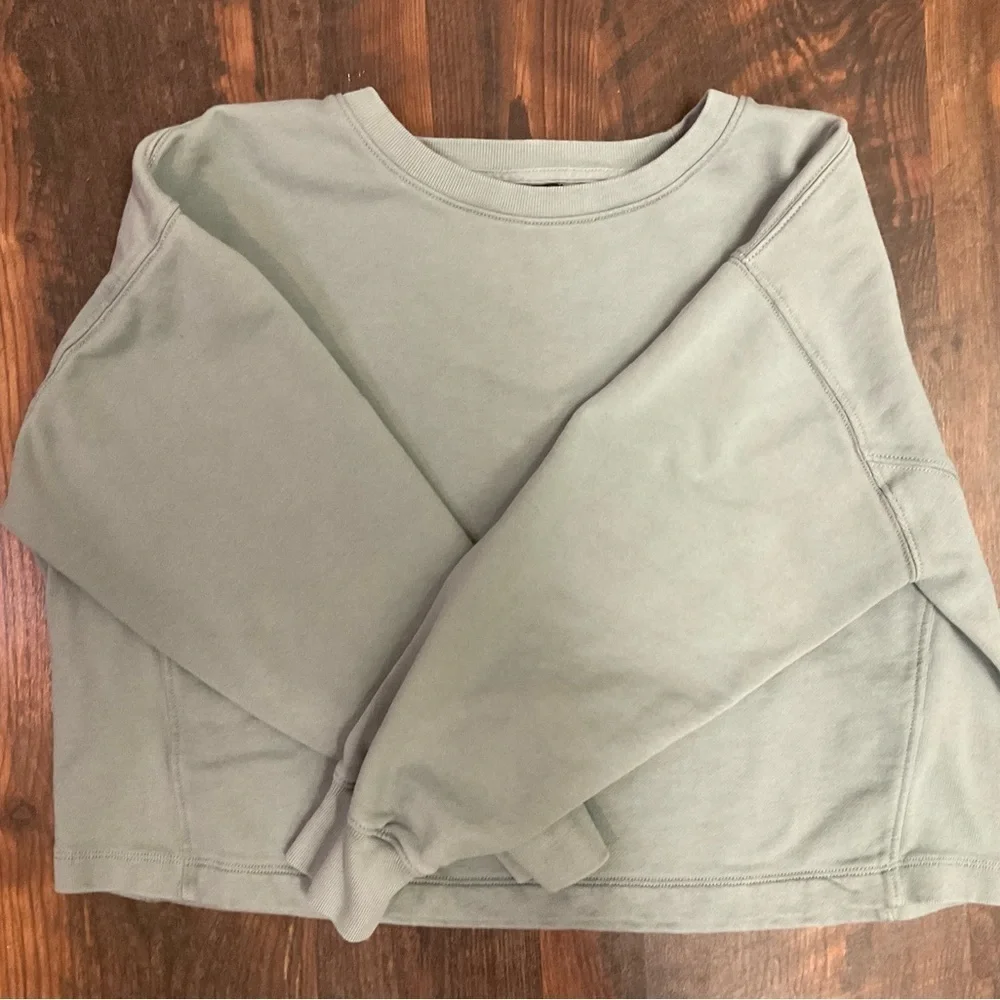 J Crew University Cropped Sweatshirt Sz XS